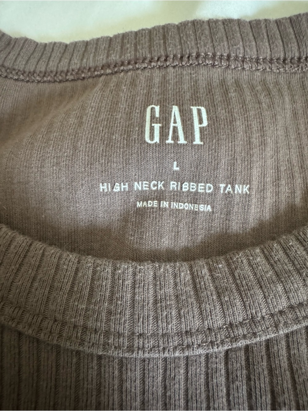Bundle 2 GAP Ribbed Tank Tops - Sage Green & Mauve - Picture 4 of 5